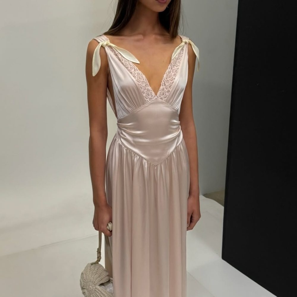 Helsa The Silk Celeste Dress